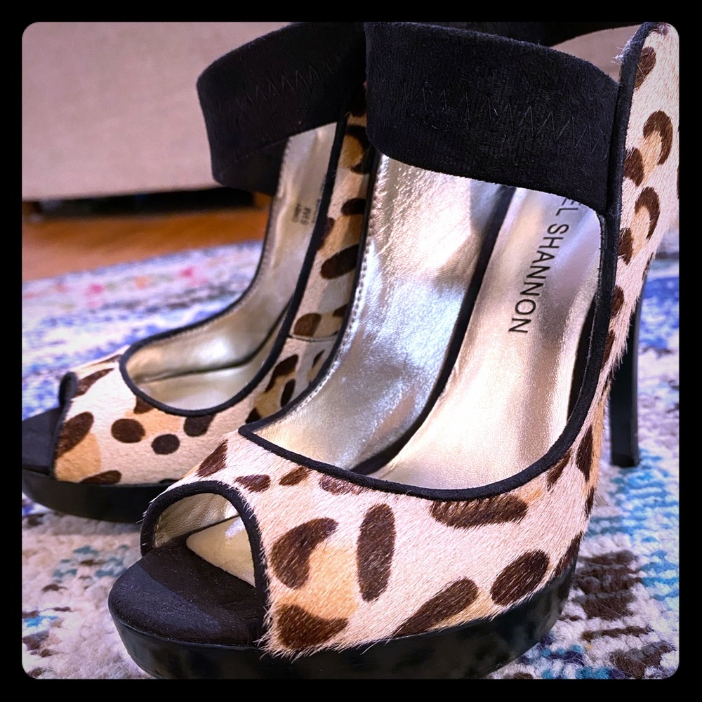 Sexy Leopard print heels
